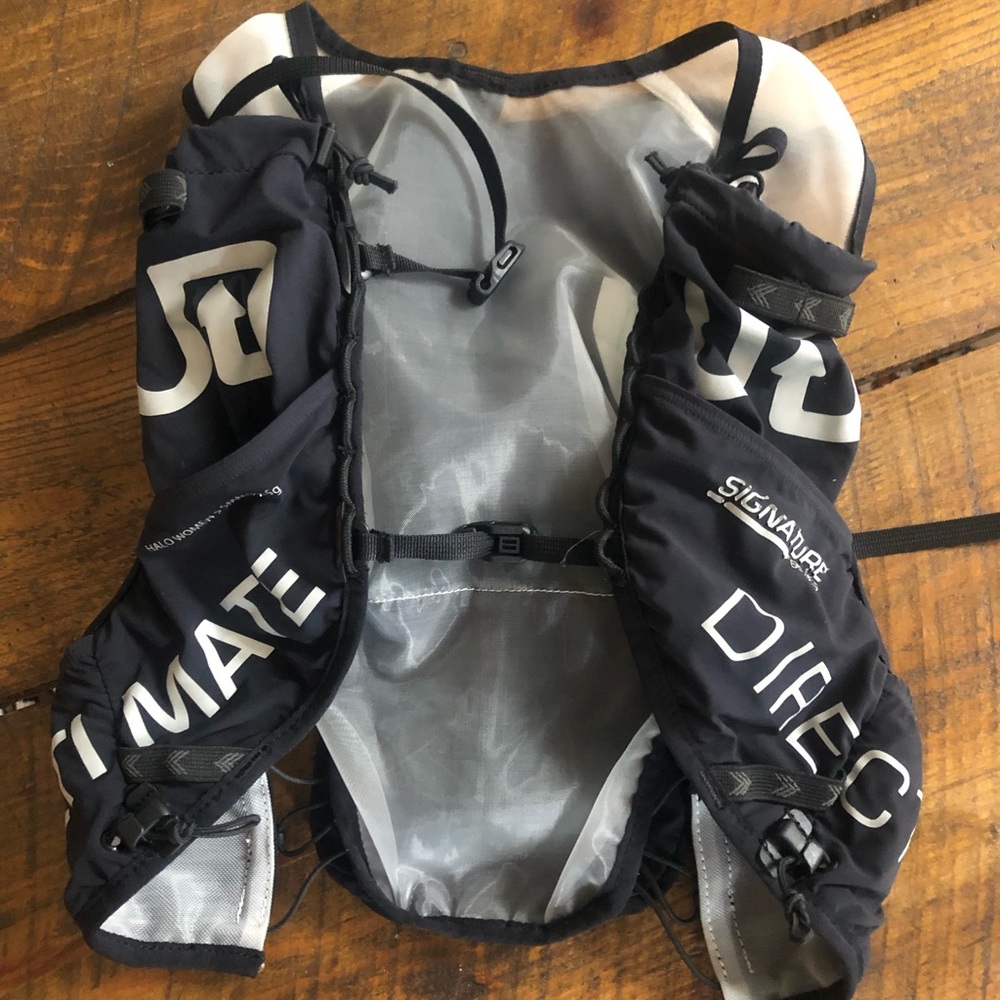 Ultimate Direction Vest- New for 2019 Halo Vest